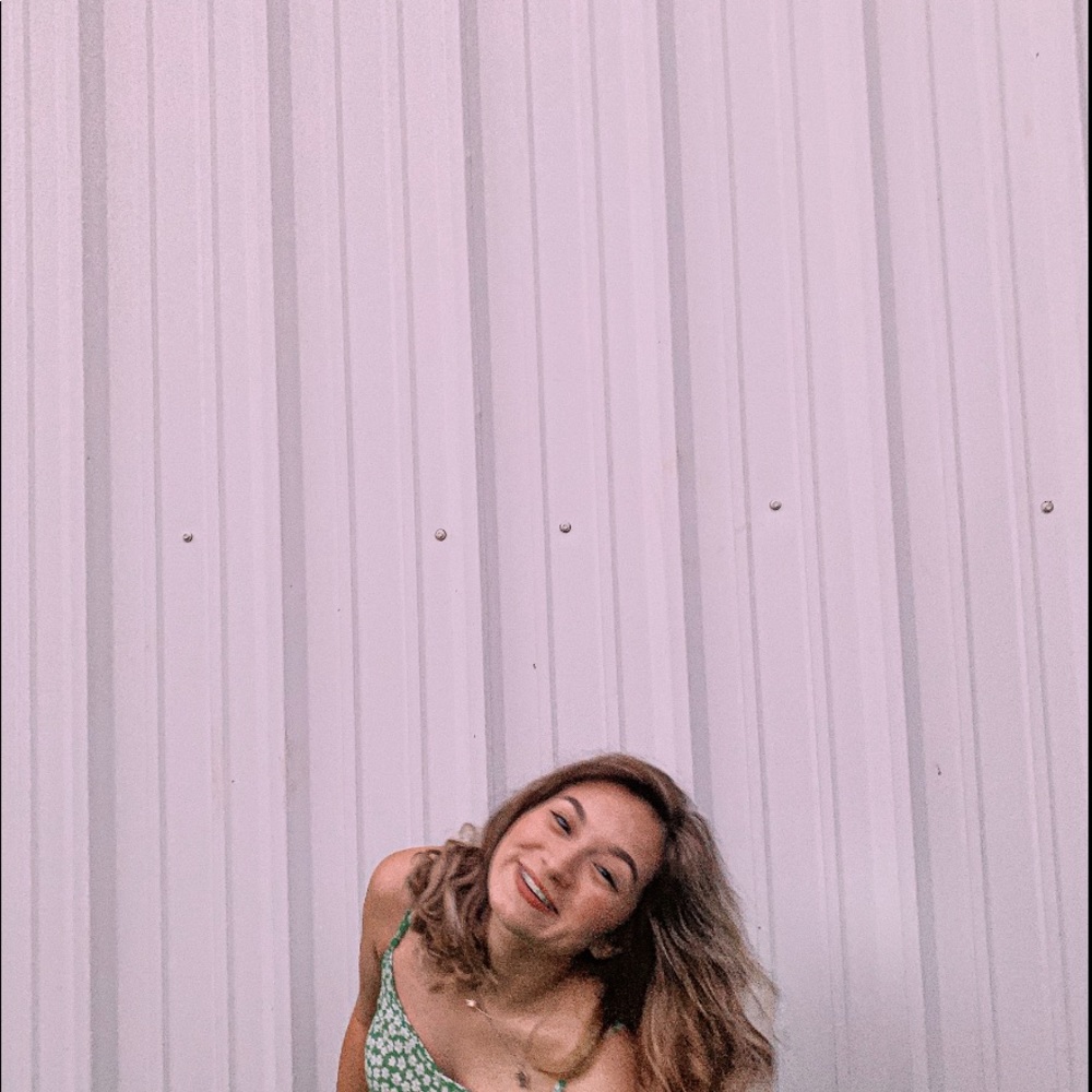 Meet your Posher, Melanie